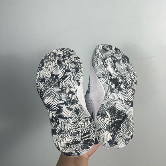 Under armour new Kids' Curry 3Z24 Basketball Shoe Little Kid size 12 - Picture 6 of 9